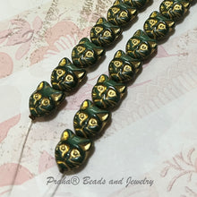 Load image into Gallery viewer, Czech Green and Gold Cat Glass Bead, Czech 12MM
