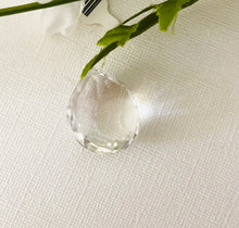 Load image into Gallery viewer, Crystal Quartz Top-Drilled Briollet, 30 MM
