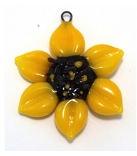 Load image into Gallery viewer, Lampwork Glass Flower Beads, Czech 25MM
