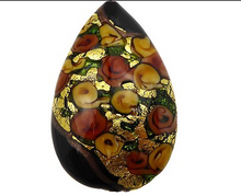 Load image into Gallery viewer, Murano Glass Bead Bed of Roses Exterior Gold Foil Flat Teardrop 40mm Black
