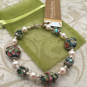 Lampwork Glass and Freshwater Pearl Bracelet in Sterling Silver